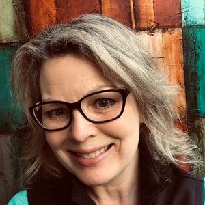 Meet your Posher, Currin